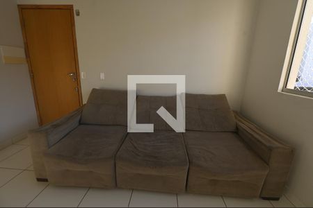 Sala de apartamento para alugar com 2 quartos, 52m² em Vila Maria, Aparecida de Goiânia