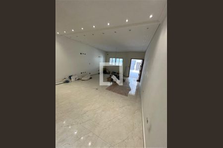 Casa à venda com 4 quartos, 270m² em Parque das Nações, Santo André