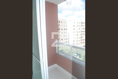 Varanda de apartamento para alugar com 2 quartos, 60m² em Itapuã, Salvador