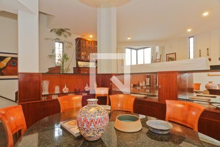 Sala de casa à venda com 3 quartos, 583m² em São Domingos, São Paulo