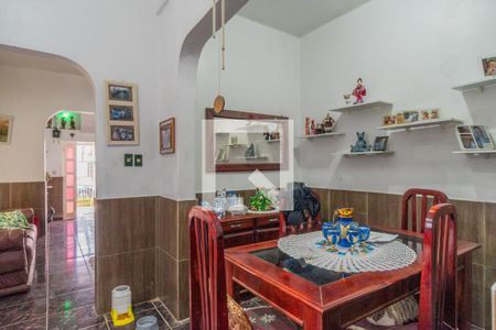 Sala de casa à venda com 2 quartos, 200m² em Azenha, Porto Alegre