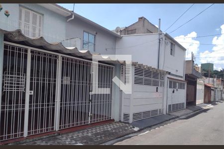 Casa à venda com 3 quartos, 127m² em Canindé, São Paulo