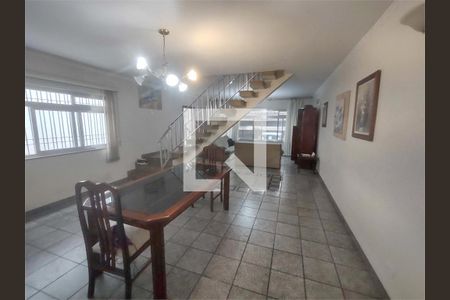 Casa à venda com 3 quartos, 1700m² em Jardim Teresa, São Paulo