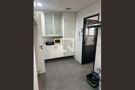 Apartamento à venda com 3 quartos, 116m² em Vila Nova Conceição, São Paulo