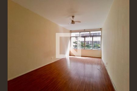 Suíte  de apartamento para alugar com 4 quartos, 220m² em Copacabana, Rio de Janeiro