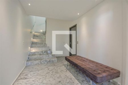 Casa à venda com 3 quartos, 432m² em Jardim Silvia (Zona Oeste), São Paulo