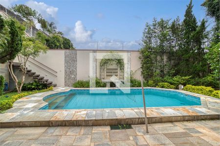 Casa à venda com 4 quartos, 405m² em Chácara Monte Alegre, São Paulo