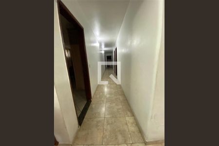 Casa à venda com 3 quartos, 216m² em Vila Camilópolis, Santo André