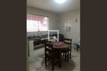 Casa à venda com 3 quartos, 134m² em Jardim Jussara, São Paulo