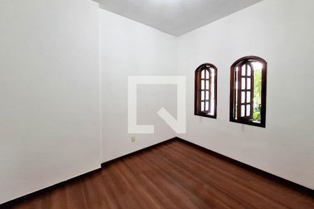 Quarto 1 de casa de condomínio à venda com 4 quartos, 210m² em Fonseca, Niterói