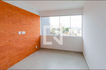 Sala de apartamento à venda com 3 quartos, 78m² em Padre Eustáquio, Belo Horizonte