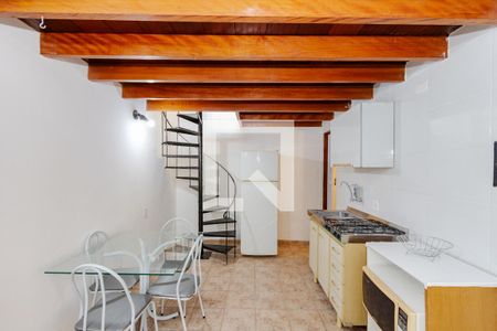 Sala/Cozinha de apartamento para alugar com 1 quarto, 36m² em Campo Belo, São Paulo