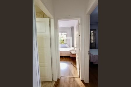 Corredor  de apartamento para alugar com 2 quartos, 80m² em Copacabana, Rio de Janeiro