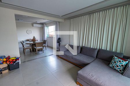 Sala de apartamento para alugar com 3 quartos, 120m² em Serrano, Belo Horizonte