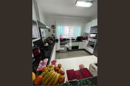 Casa à venda com 3 quartos, 180m² em Vila Metalúrgica, Santo André