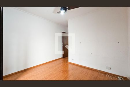 Quarto 2 de casa para alugar com 2 quartos, 150m² em Interlagos, São Paulo