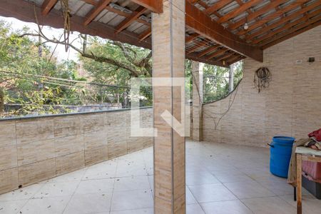 Casa à venda com 200m², 4 quartos e 2 vagas Casa à venda com 200m², 4 quartos e 2 vagasVaranda / área de lazer