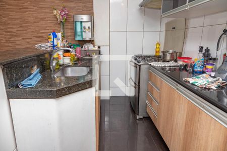 Casa à venda com 200m², 4 quartos e 2 vagas Casa à venda com 200m², 4 quartos e 2 vagasCozinha