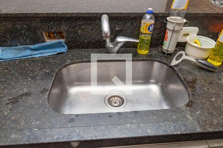 Casa à venda com 200m², 4 quartos e 2 vagas Casa à venda com 200m², 4 quartos e 2 vagasCozinha