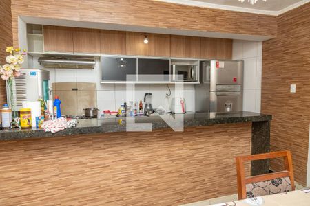 Casa à venda com 200m², 4 quartos e 2 vagas Casa à venda com 200m², 4 quartos e 2 vagasCozinha