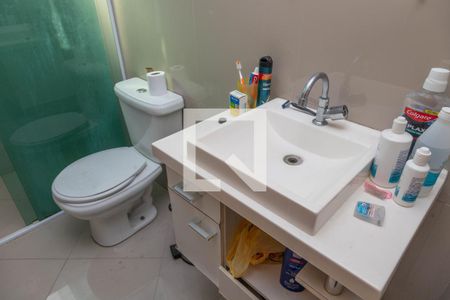 Casa à venda com 200m², 4 quartos e 2 vagas Casa à venda com 200m², 4 quartos e 2 vagasBanheiro da suíte quarto 3