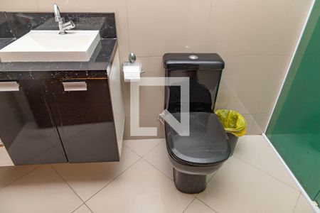 Casa à venda com 200m², 4 quartos e 2 vagas Casa à venda com 200m², 4 quartos e 2 vagasBanheiro da suíte quarto 4