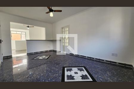 Sala de apartamento para alugar com 3 quartos, 120m² em Marapé, Santos