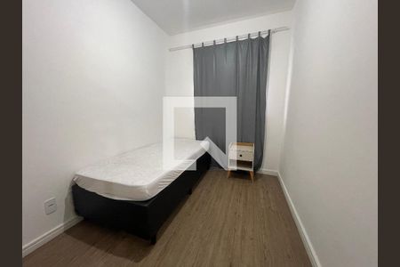 Quarto 1 de apartamento para alugar com 2 quartos, 41m² em Vila Butantã, São Paulo