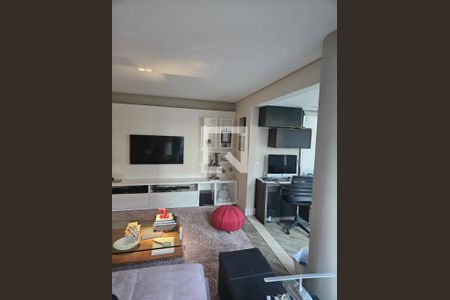 Foto 02 de apartamento à venda com 3 quartos, 145m² em Itaim Bibi, São Paulo