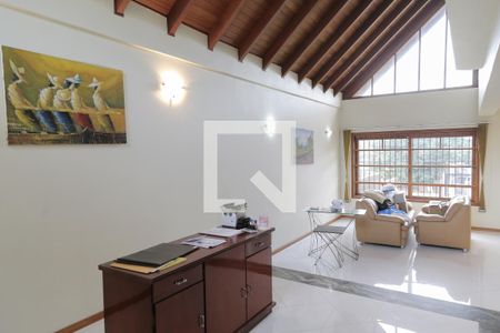 Sala de casa à venda com 3 quartos, 250m² em Nonoai, Porto Alegre