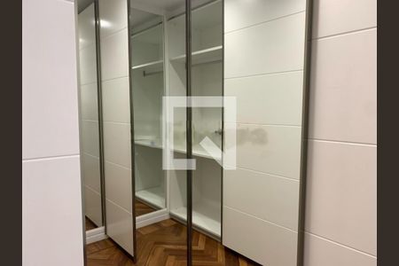 Apartamento à venda com 4 quartos, 310m² em Moema, São Paulo