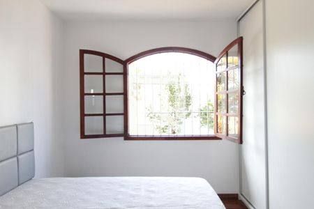 Suite 1 de casa para alugar com 4 quartos, 200m² em Itapoã, Belo Horizonte