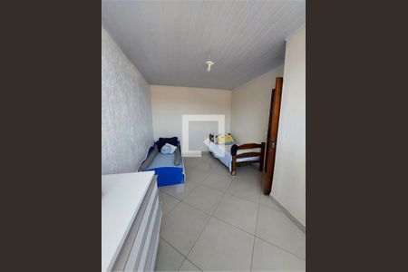 Casa à venda com 3 quartos, 68m² em Taboão, Diadema