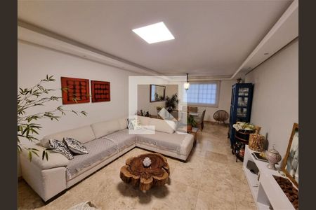 Casa à venda com 3 quartos, 269m² em Vila Mariana, São Paulo