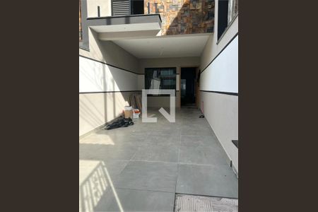 Casa à venda com 3 quartos, 130m² em Jardim Picolo, São Paulo