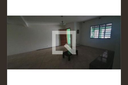 Casa à venda com 2 quartos, 152m² em Cidade São Jorge, Santo André