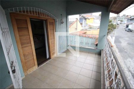 Casa à venda com 4 quartos, 250m² em Km 18, Osasco