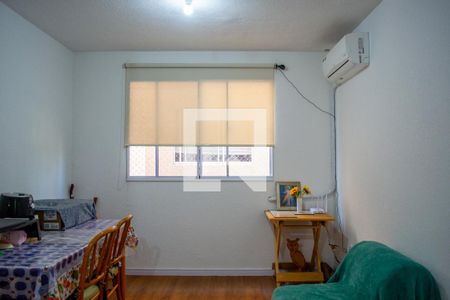 Sala de apartamento à venda com 2 quartos, 43m² em Cavalhada, Porto Alegre