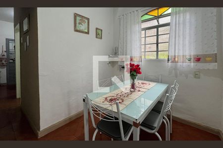 Sala de casa à venda com 3 quartos, 360m² em Glória, Belo Horizonte