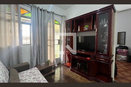 Sala de casa à venda com 3 quartos, 360m² em Glória, Belo Horizonte