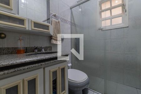 Casa à venda com 236m², 3 quartos e 2 vagas Casa à venda com 236m², 3 quartos e 2 vagasBanheiro