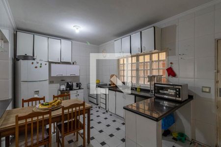 Casa à venda com 236m², 3 quartos e 2 vagas Casa à venda com 236m², 3 quartos e 2 vagasCozinha