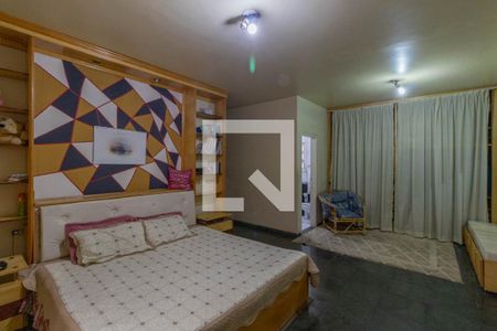 Casa à venda com 236m², 3 quartos e 2 vagas Casa à venda com 236m², 3 quartos e 2 vagasSuíte