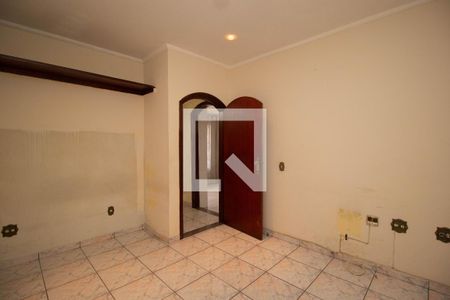 Quarto 1 de casa à venda com 3 quartos, 300m² em Vila São Vicente, São Paulo