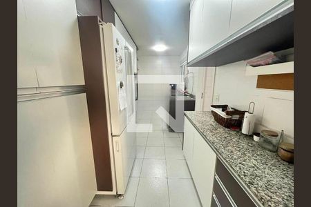 Apartamento à venda com 3 quartos, 169m² em Vila Romana, São Paulo