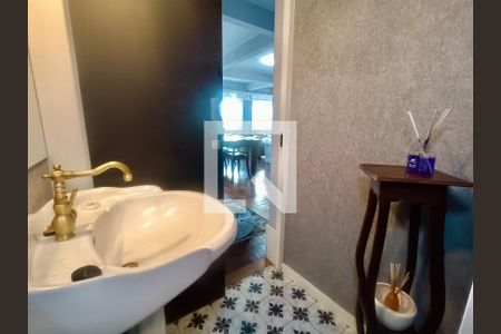 Lavabo de apartamento à venda com 3 quartos, 130m² em Copacabana, Rio de Janeiro