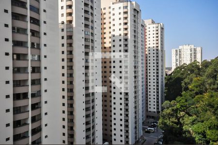 Vista de apartamento para alugar com 3 quartos, 110m² em Chácara Agrindus, Taboão da Serra