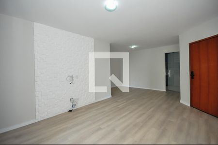 Sala de apartamento para alugar com 3 quartos, 110m² em Chácara Agrindus, Taboão da Serra