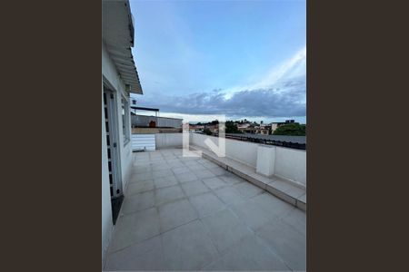 Casa à venda com 2 quartos, 122m² em Penha, Rio de Janeiro