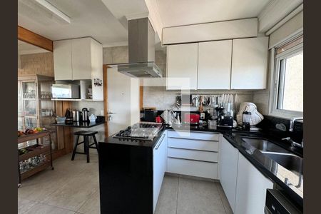 Apartamento à venda com 3 quartos, 181m² em Campo Grande, São Paulo